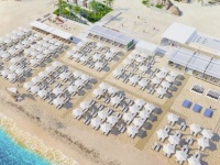 Первый пляж по новым стандартам сервиса и уровня отдыха в мае откроют в Анапе