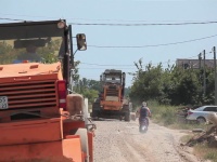 В Витязево предприниматель ремонтирует дорогу за свой счет