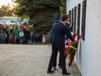 В поселке Виноградном отметили 76-ю годовщину освобождения от фашизма